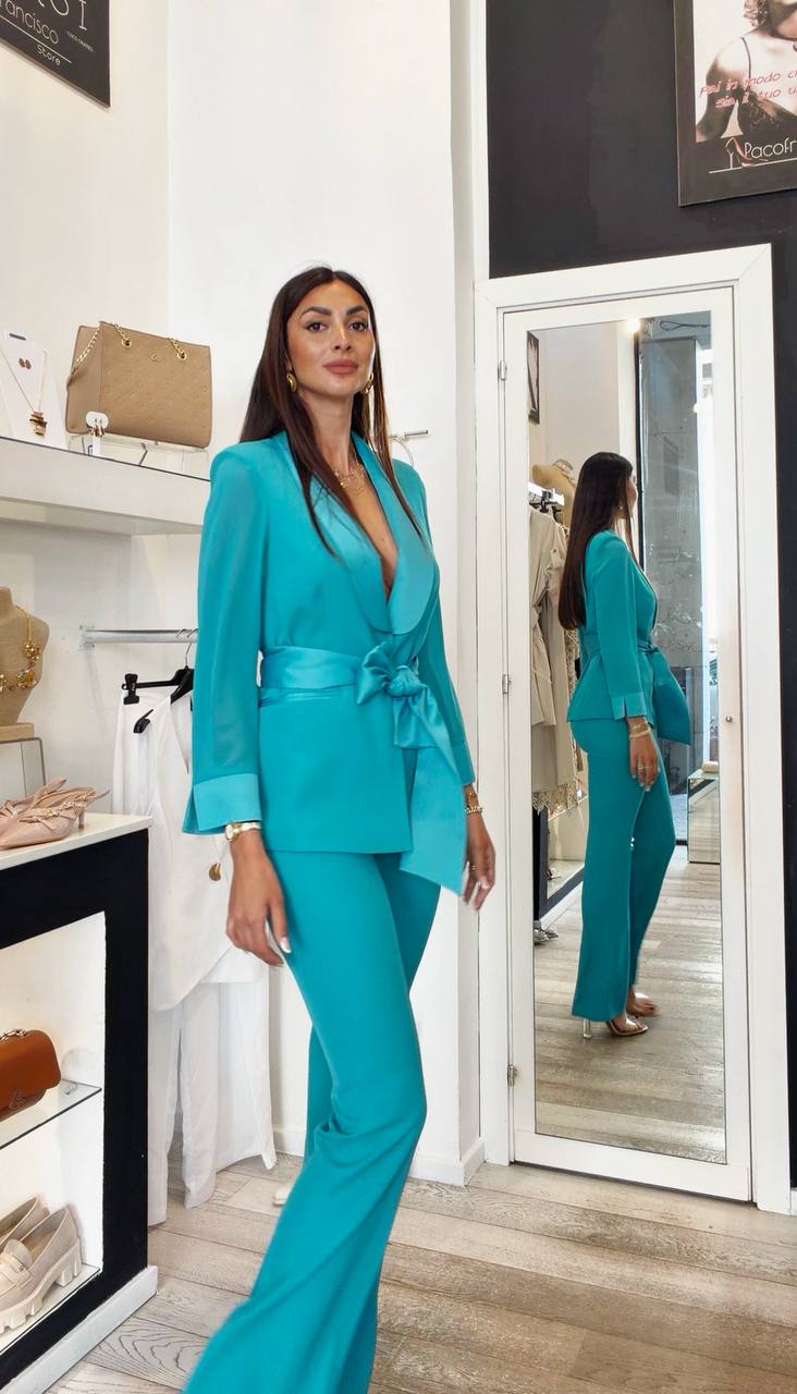 314192 tailleur